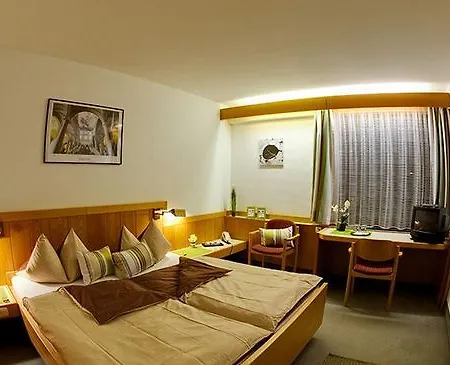 Serways Steigerwald Motel 2*